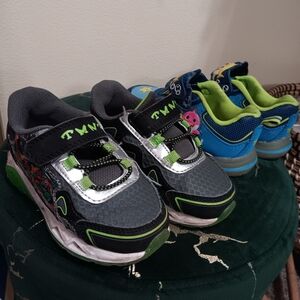 Kids' Gray and Green Sneakers